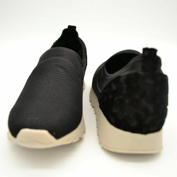 Lori Goldstein Women Posy Slip On Sneaker Sz 7M‎ Black Mesh Cushioned Insole NEW - Picture 3 of 7